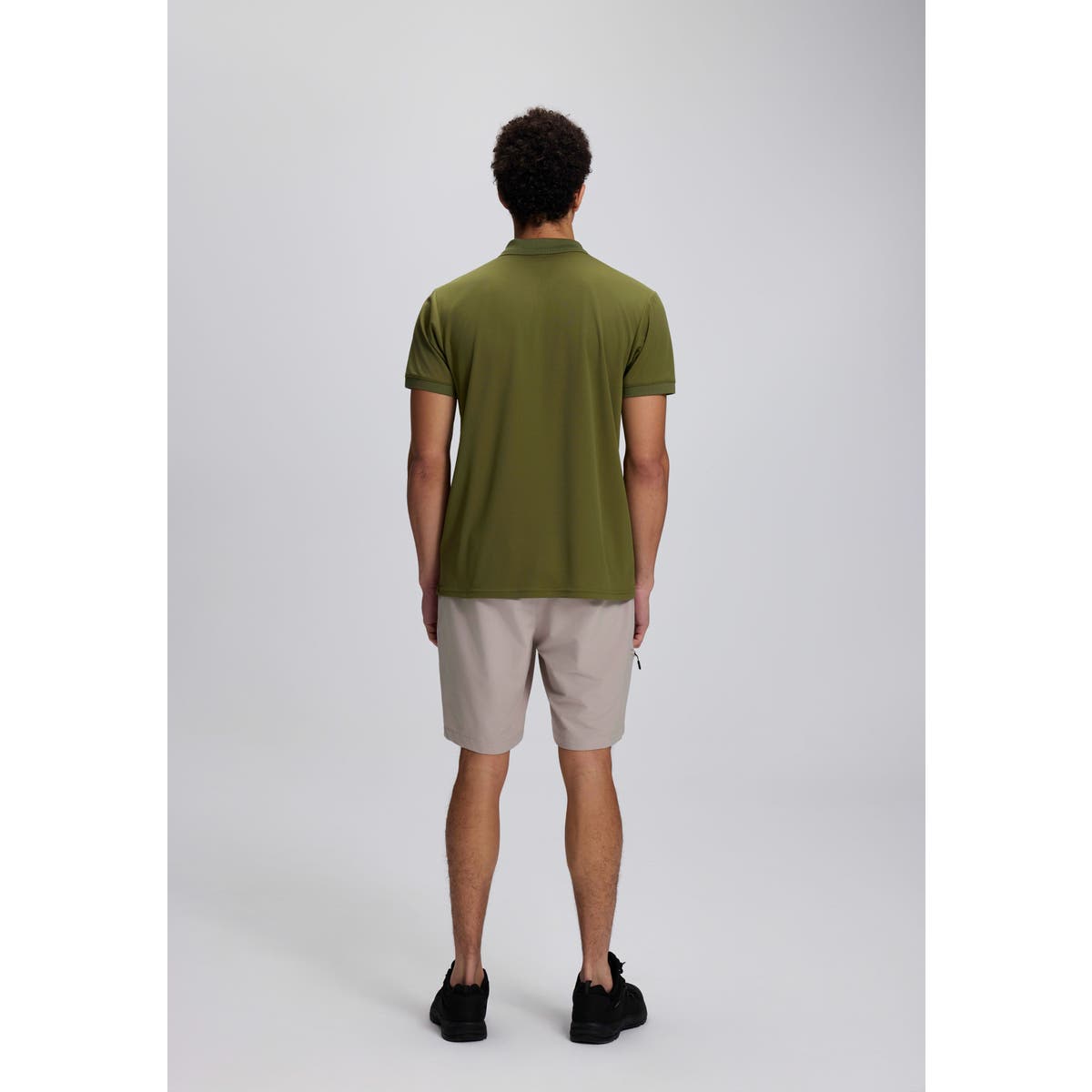 Icepeak Bellmont Polo Uomo – Dark Green, indossato retro