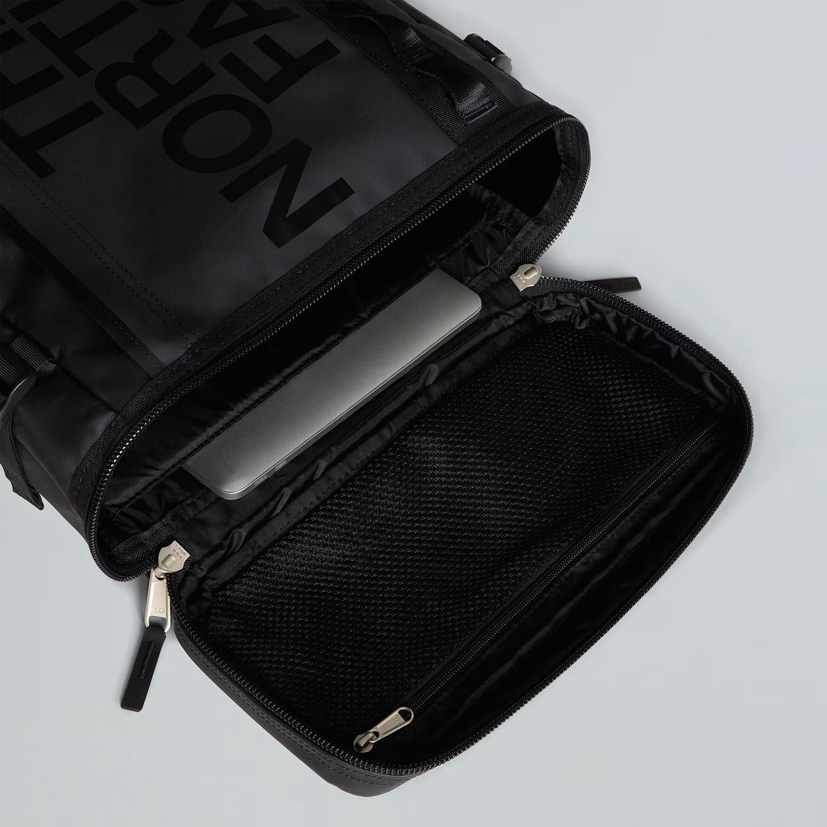 The North Face Base Camp Fuse Box Zaino 30L – Black, dettaglio 4