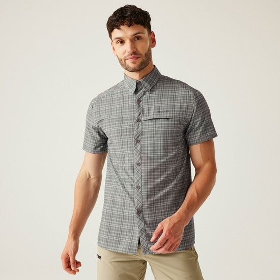 REGATTA Men's Anti-Insect Packaway Short Sleeve Shirt
