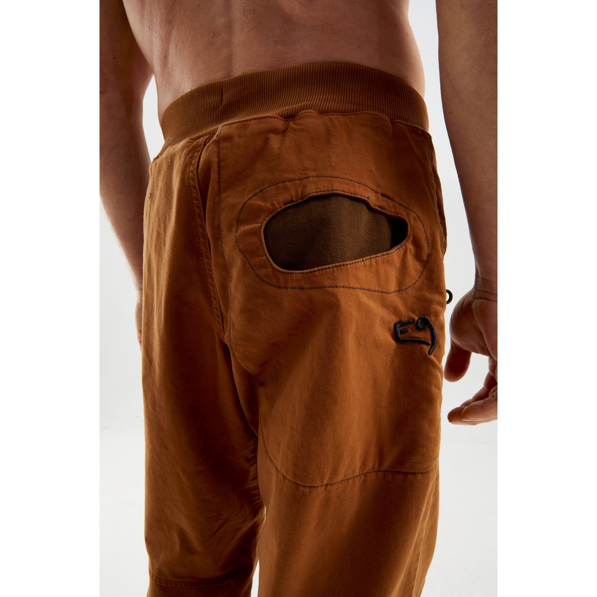 E9 Rondo Slim Pantaloni Uomo – Monkey, indossato