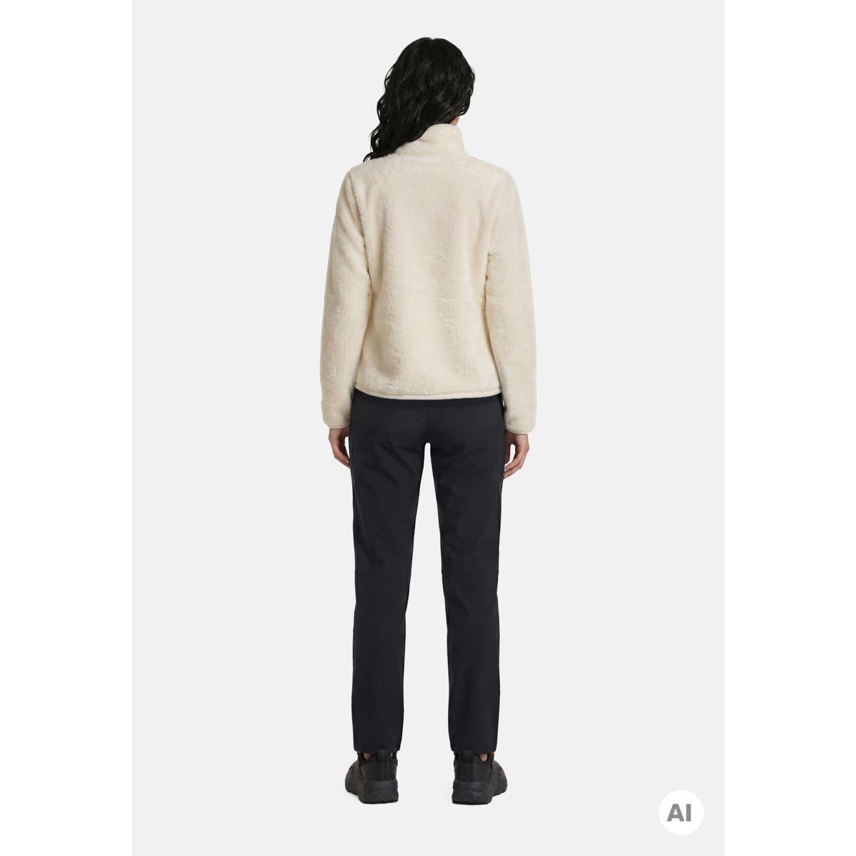 Icepeak Colony Pile Donna – Natural White, indossato retro