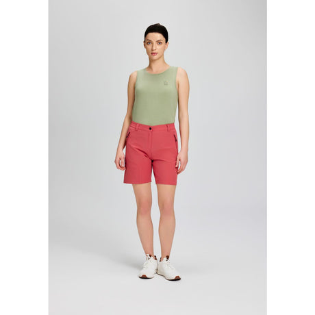 Icepeak Beaufort Pantaloncini Donna – Beta Red, indossato fronte