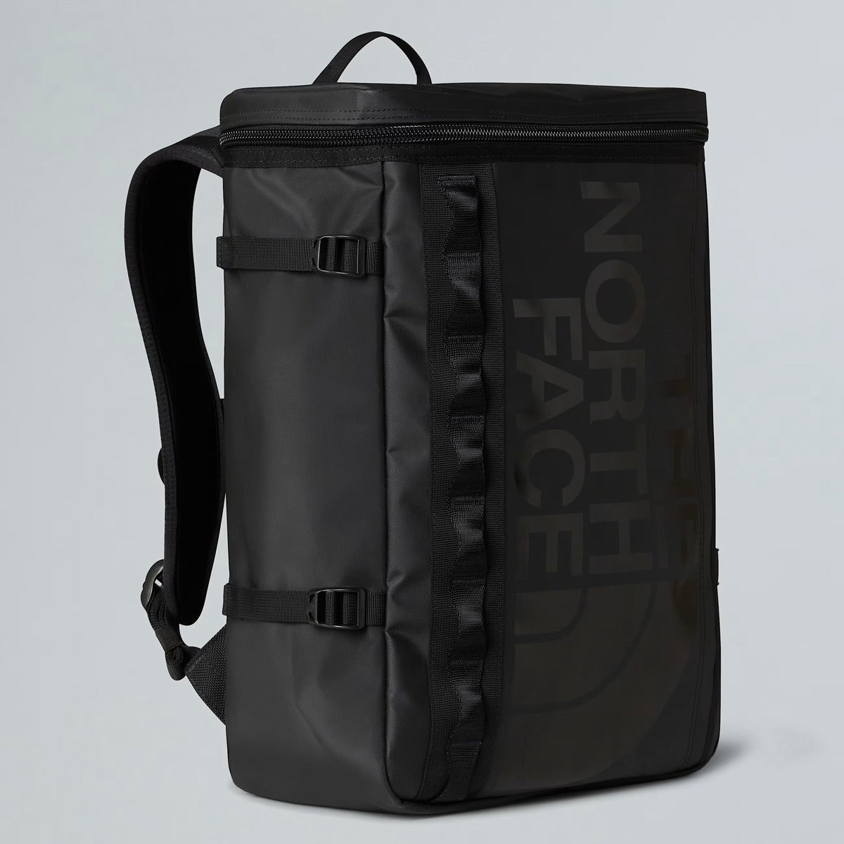 The North Face Base Camp Fuse Box Zaino 30L – Black, vista frontale