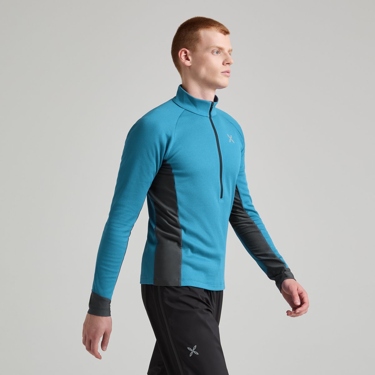 Montura Thermic 2 Maglia Pile Mezza Zip Uomo – Steel Blue, indossato laterale