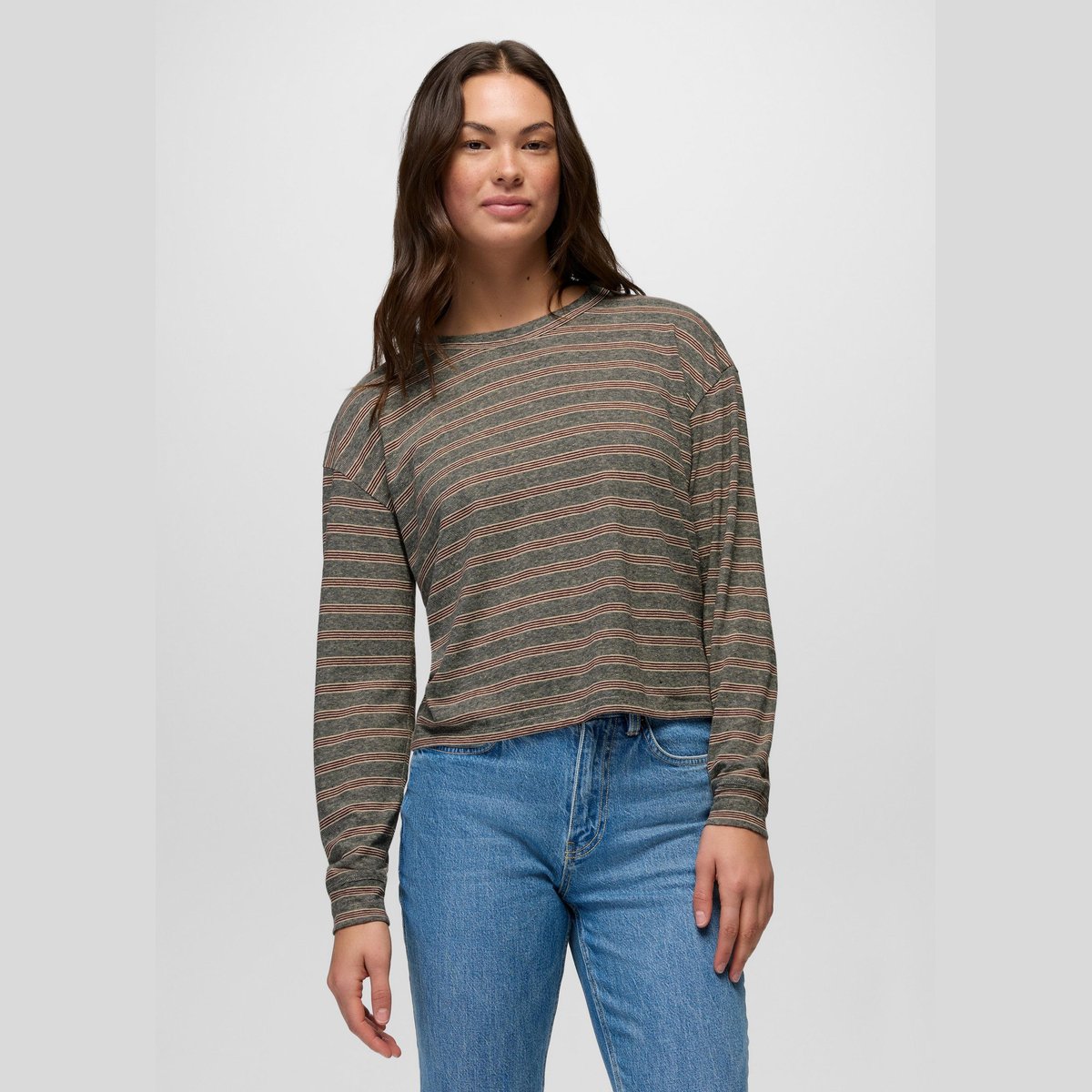 Prana Cozy Up Maglia Maniche Lunghe Donna – Cacao Stripe, indossato frontale