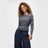 Prana Heavana Maglia Maniche Lunghe Donna – Nautical Microstripe, indossato frontale